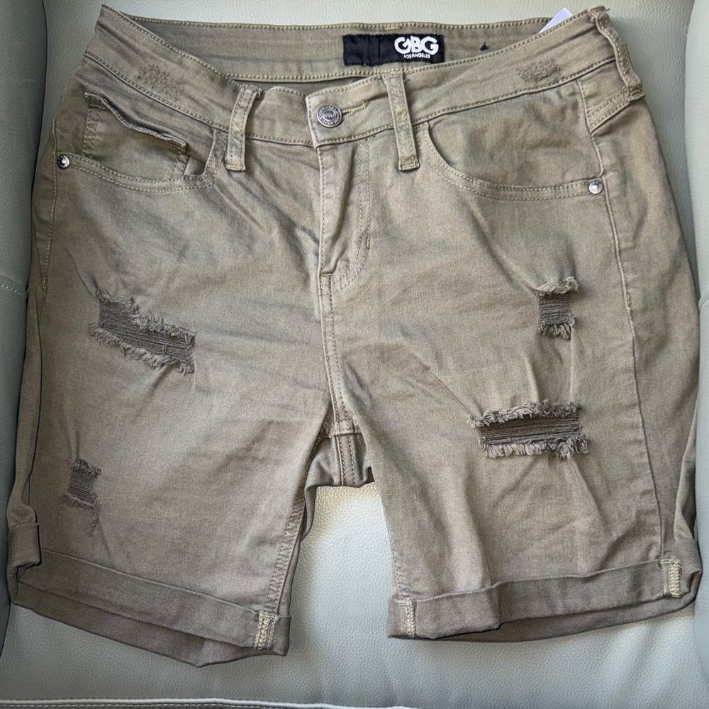 GBG Los Angeles Women's Ripped Khaki Jean Shorts